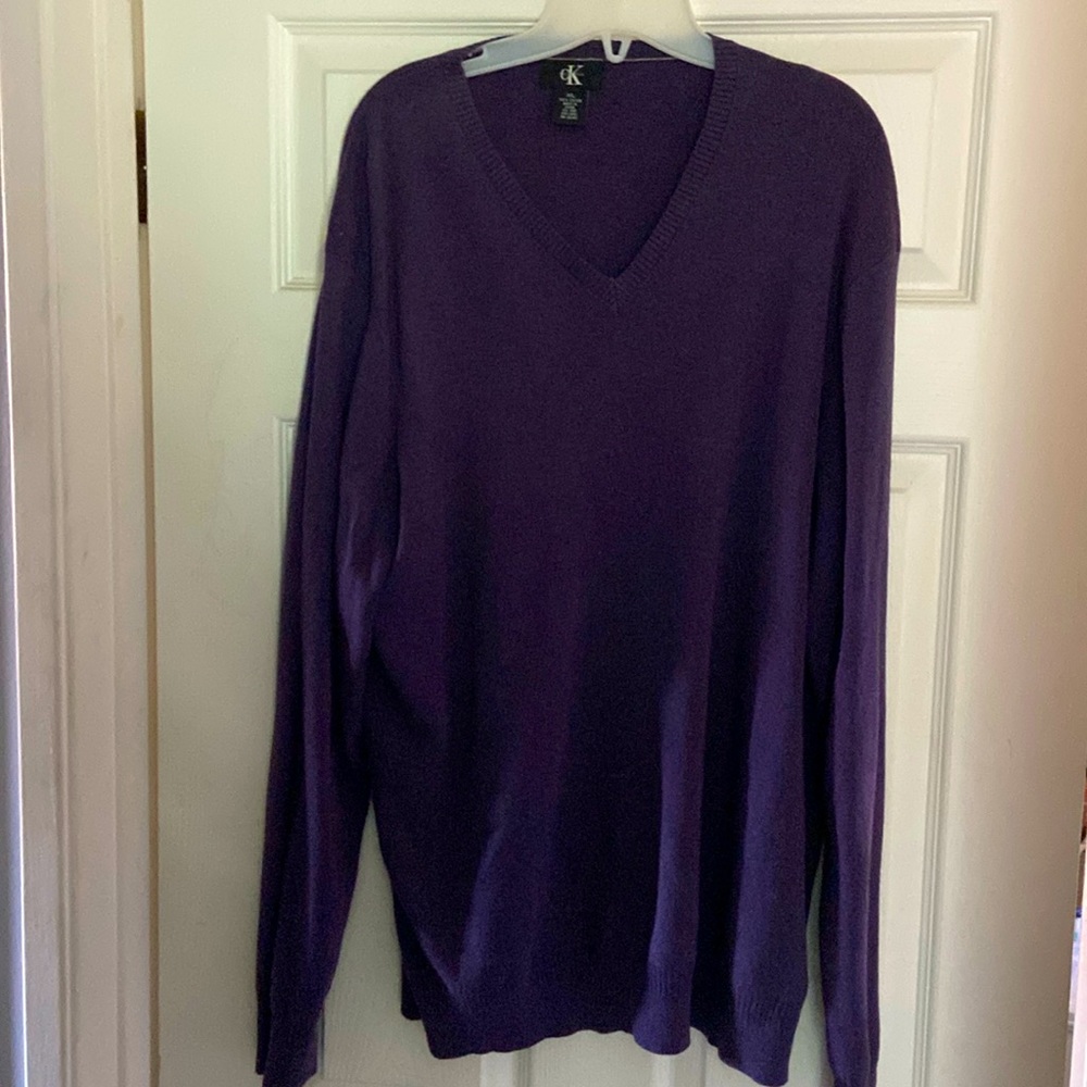 Men’s Calvin Klein V-neck sweater